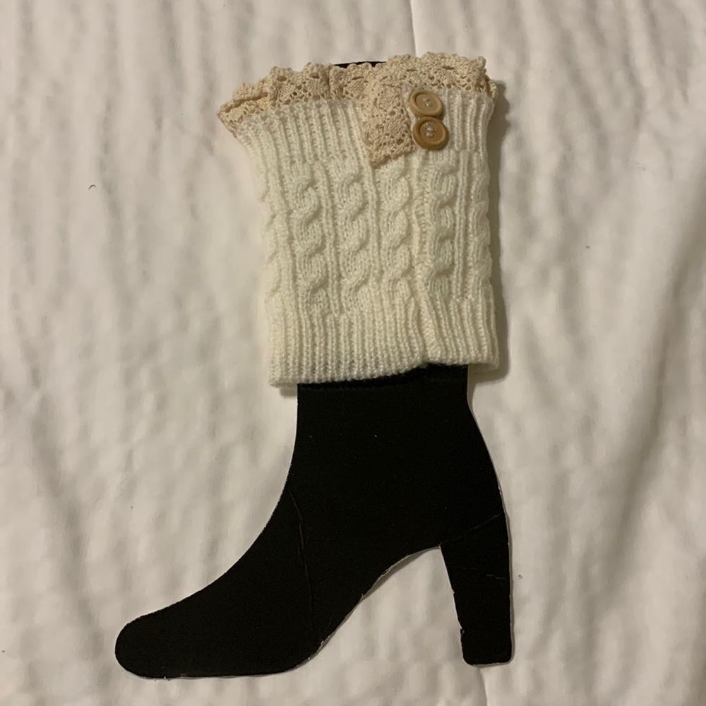 Knitted cream color legwarmers with crochet tan detail